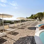Modus Vivendi Trilocale Deluxe Aparthotel 3*