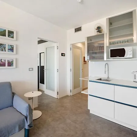 Apart-hotel Modus Vivendi Trilocale Deluxe 3*